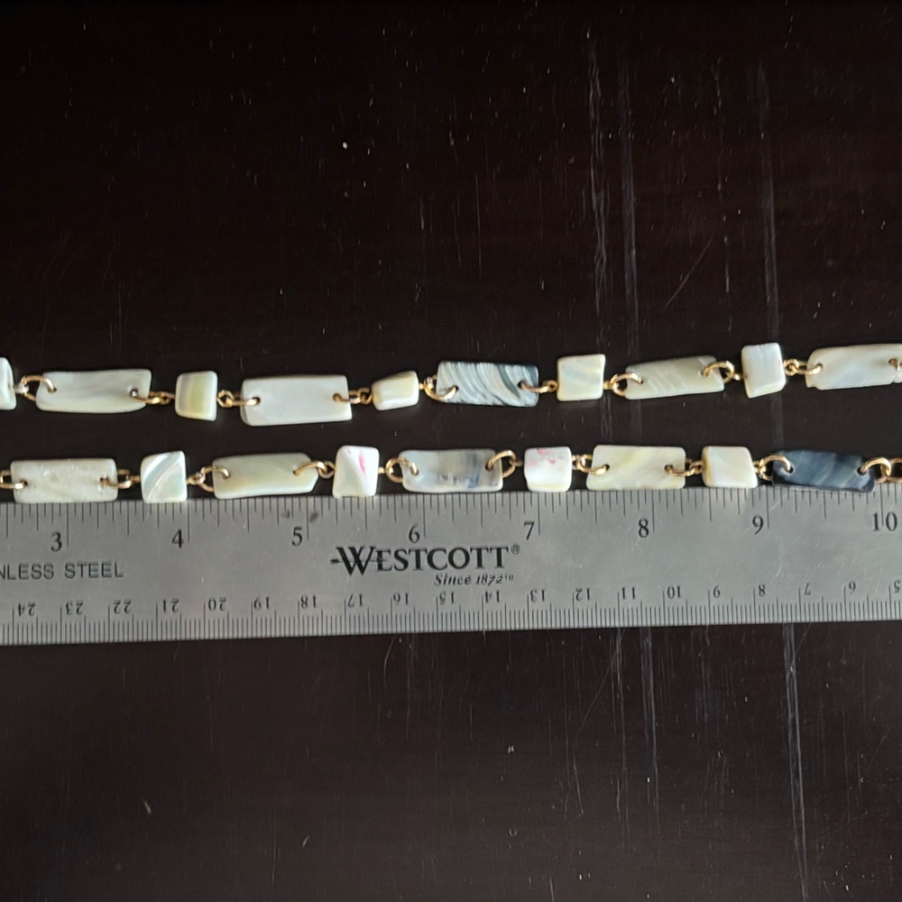 Mother of Pearl vintage necklace - Picture 3 of 9
